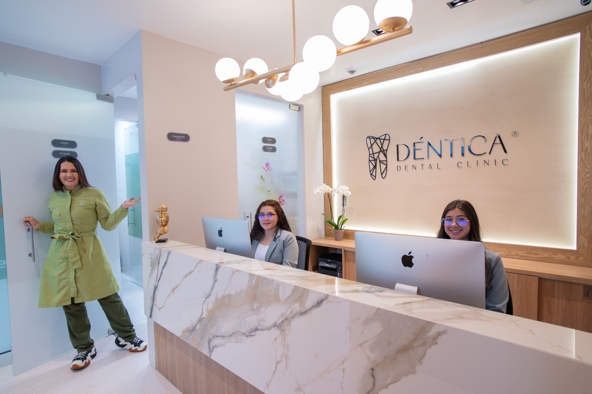 Welcome to Déntica dental clinic